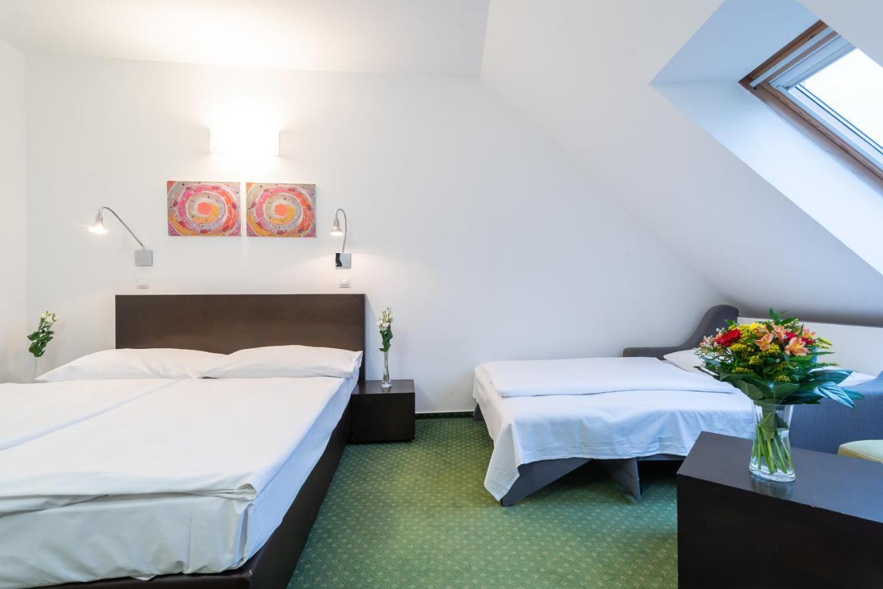 Hotel Vitkov Πράγα Εξωτερικό φωτογραφία
